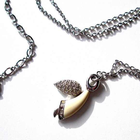 ✨ SWAROVSKI Swan Mark Angel Pendant Necklace Rhodium Plated Cream Enamel - Picture 2 of 13